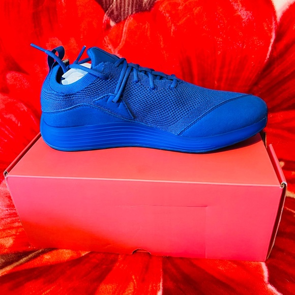 LANE EIGHT Men's HIIT Trainer Cobalt Men’s size 10 and Women’s size 11 - Picture 2 of 8